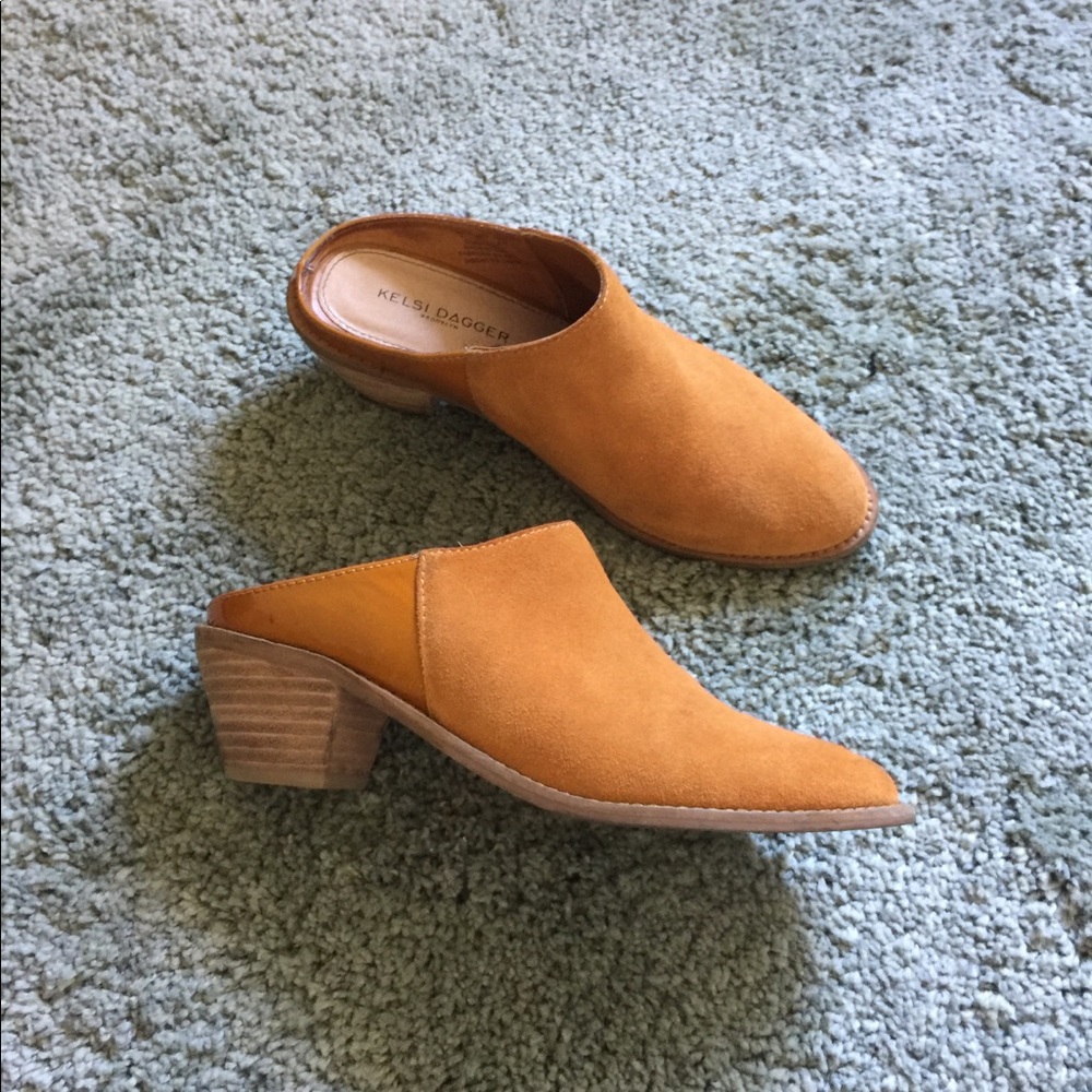 Kelsi Dagger Kellum Mules